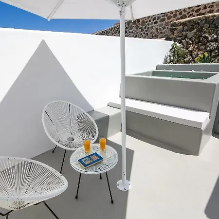 Apanomeria Boutique 3*