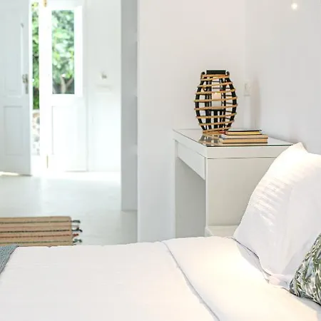 Apanomeria Boutique 3* Oia