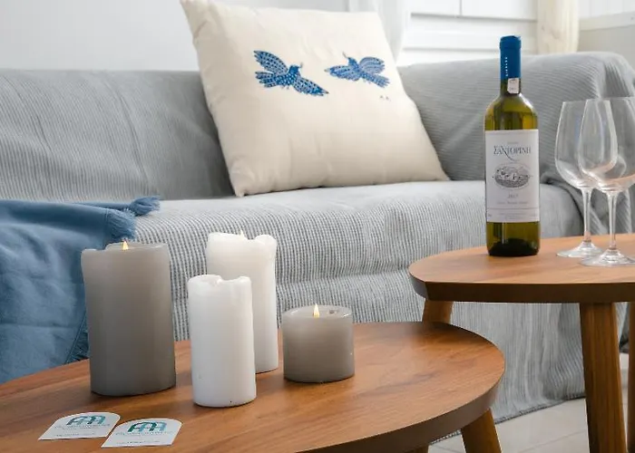 Apanomeria Boutique 3*